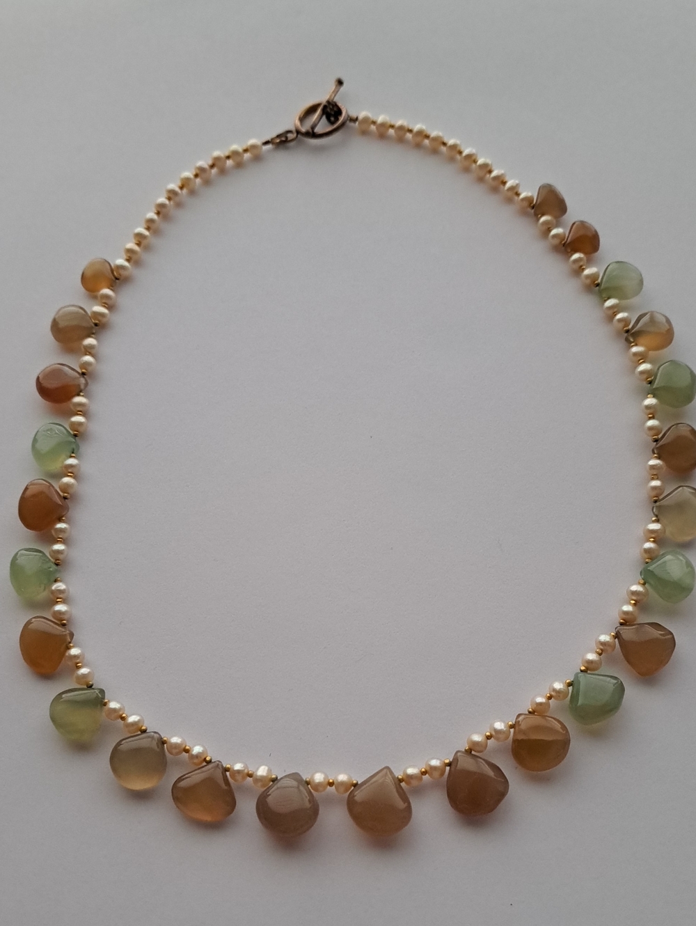 Handcrafted Green and Brown Teardrop Gemstone Pearl Necklace